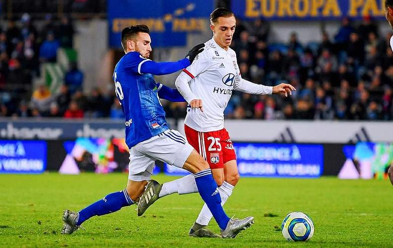 篮球NBA发布最新实力榜，三队并列第一梯队