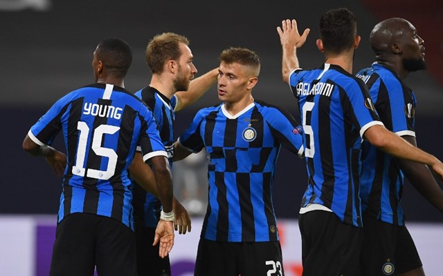 代表三支不同球队连续5场欧冠进球，哈兰德是历史第一人（为三队均斩获欧冠五连场进球，哈兰德成史上首人）