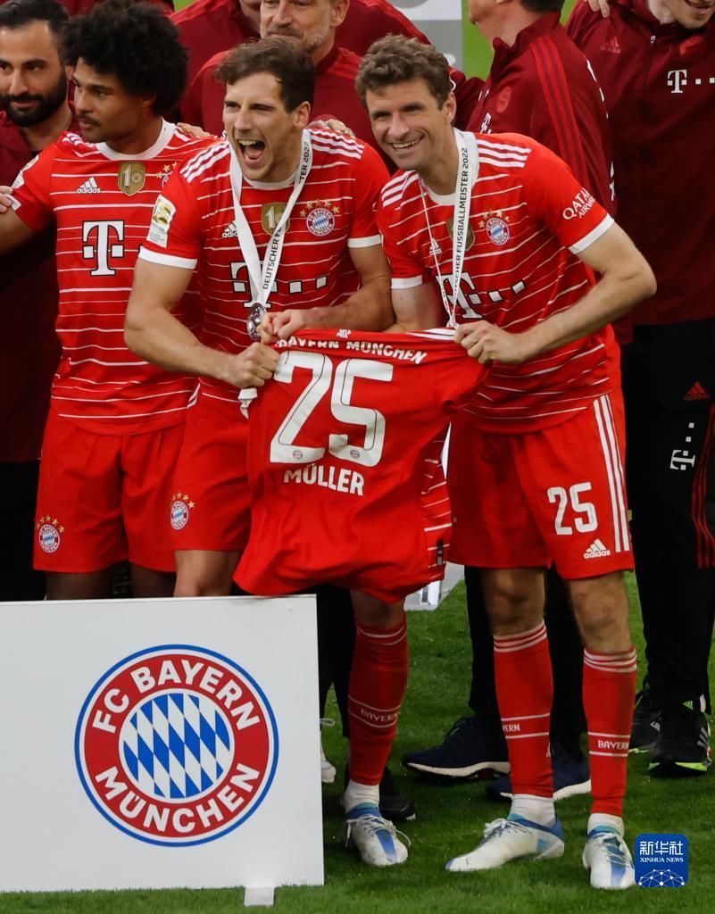 雷斯：我特别喜欢MSN时期的巴萨；最大梦想是赢欧冠或世界杯